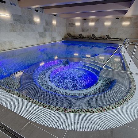 Apartment Hotel Orion أبيرتامي المظهر الخارجي الصورة